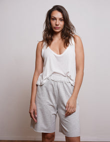 NO 18 WHITE