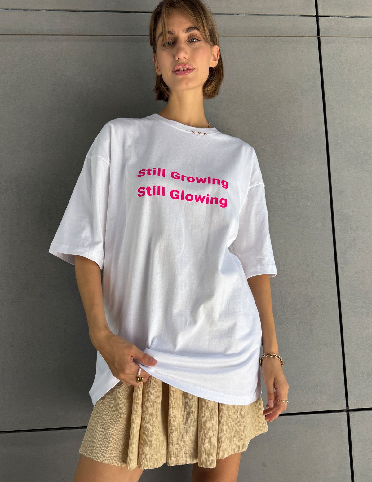 טי שרט GROWING לבנה