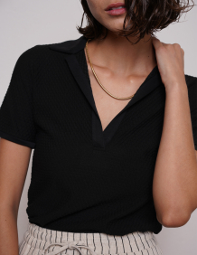 Alef Alef | אלף אלף - בגדי מעצבים | חולצת פולו DAHLIA שחורה